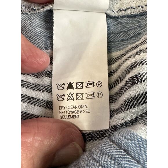 Women's Large Lucky Brand Blue Striped Long Sleeve Blouse Top V-Neck Casual - Picture 12 of 15